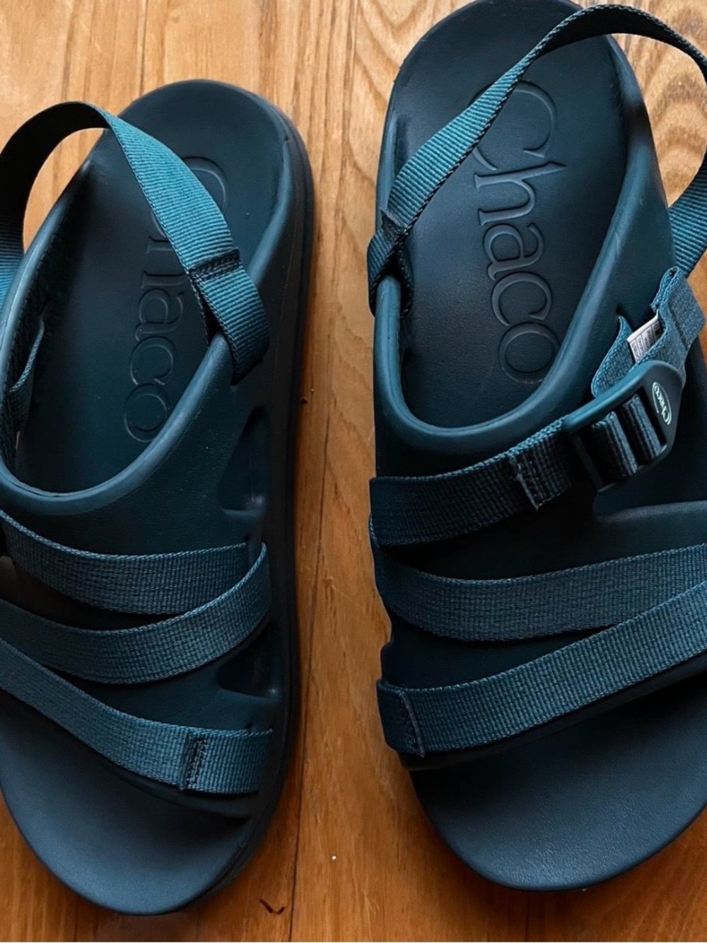 Chaco Strappy Outdoor Sandals in Deep Teal womens size 11 excellent condition